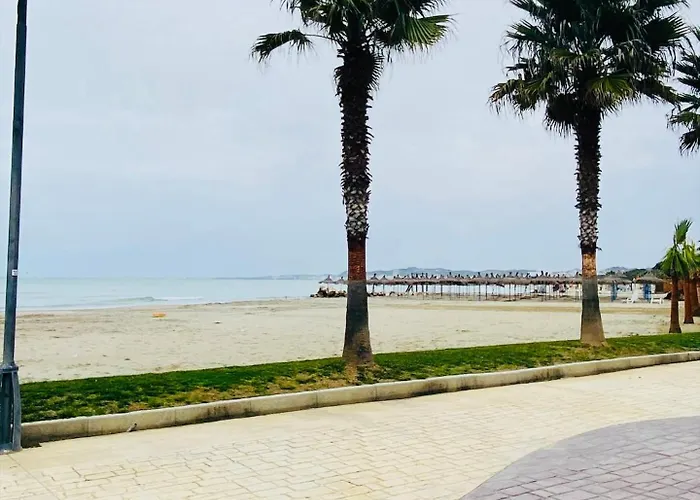 Barefoot Bay Retreat * Golem (Tirana)