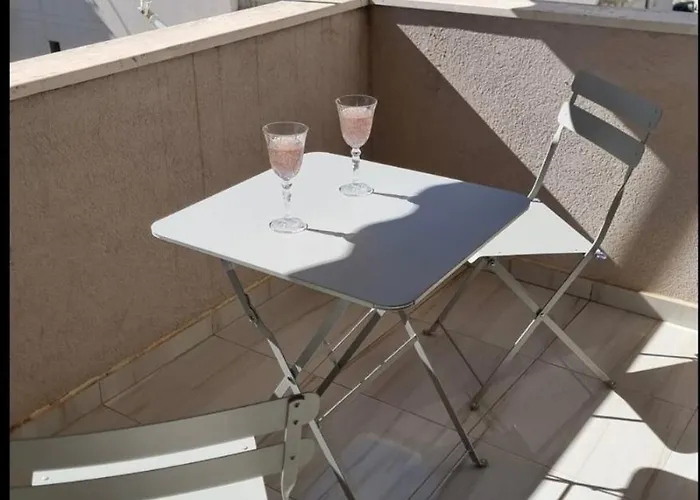 Apartment Barefoot Bay Retreat