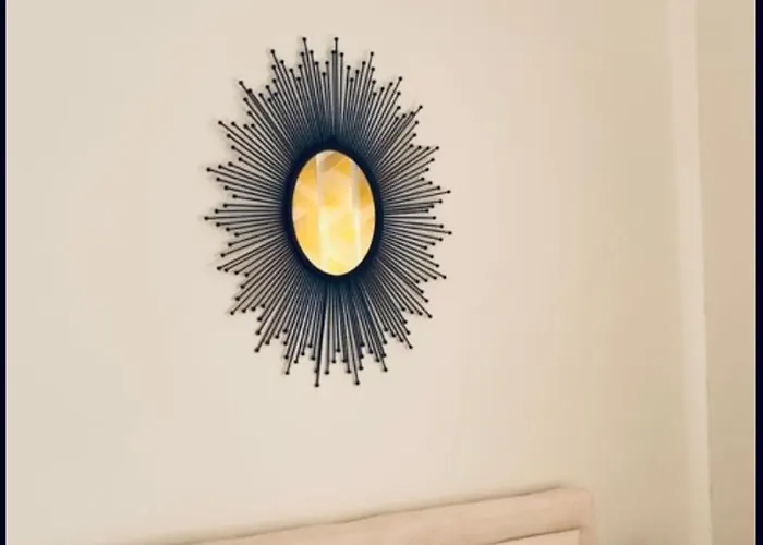 Barefoot Bay Retreat Golem (Tirana)