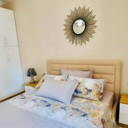 Barefoot Bay Retreat Apartment Golem (Tirana)