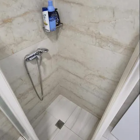 Barefoot Bay Retreat Apartment Golem (Tirana)