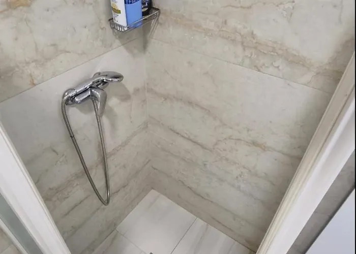 Barefoot Bay Retreat Apartament Golem (Tirana)